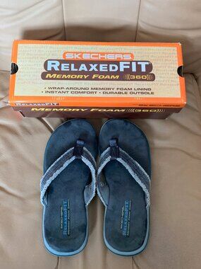 MEN'S SKECHERS FLIP FLOPS, SUPREME BOSNIA IN NAVY, SIZE 9, 64152, EUC
